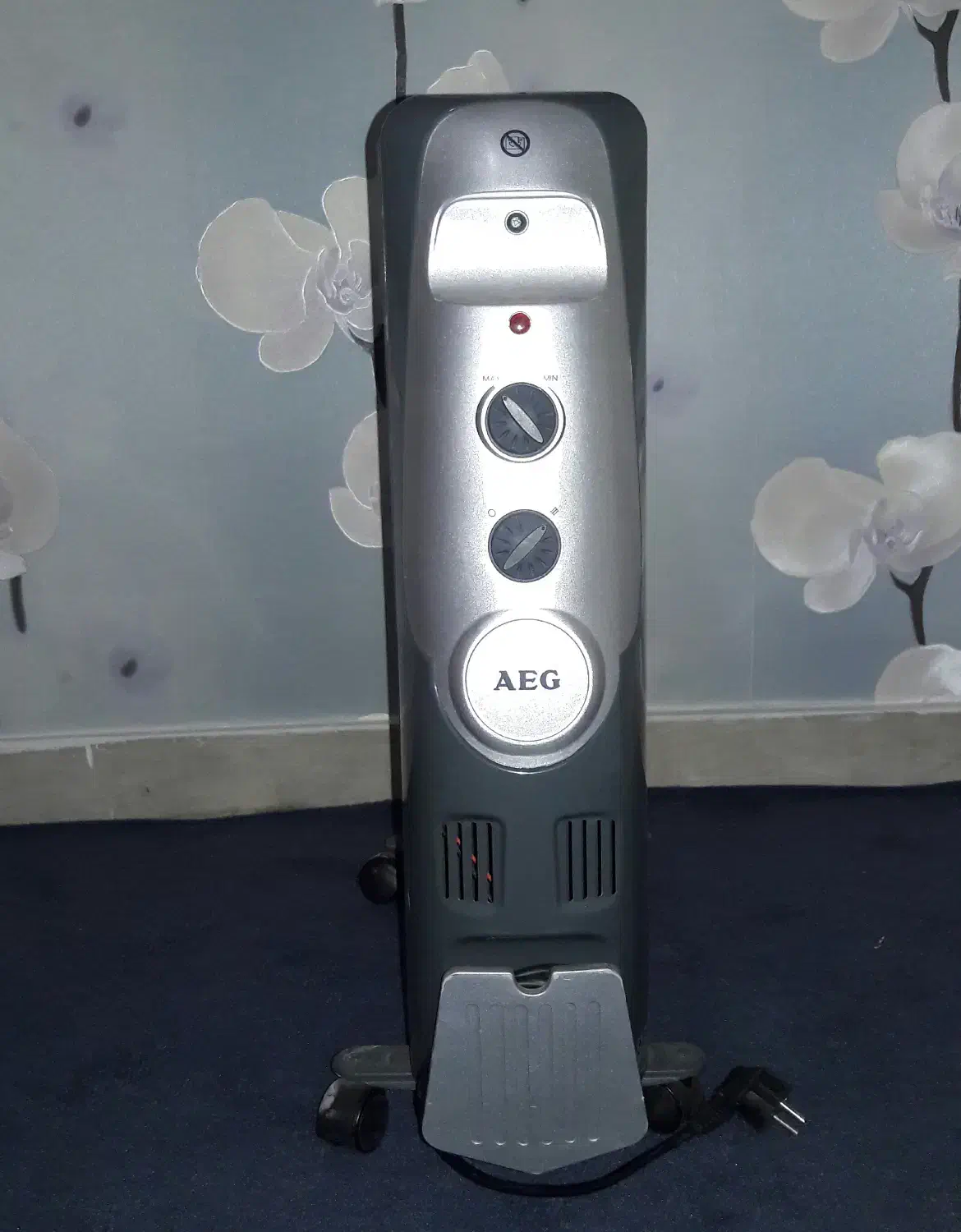 شوفاژ برقی AEG|آبگرمکن، پکیج، شوفاژ|تهران, جیحون|دیوار