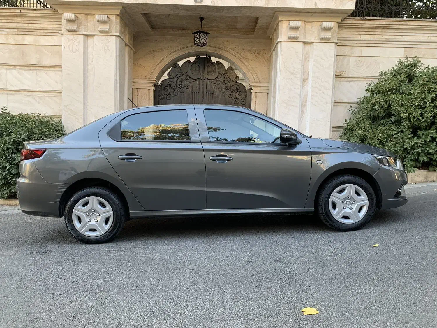 تارا دنده. 1402|خودرو سواری و وانت|تهران, سعادتآباد|دیوار