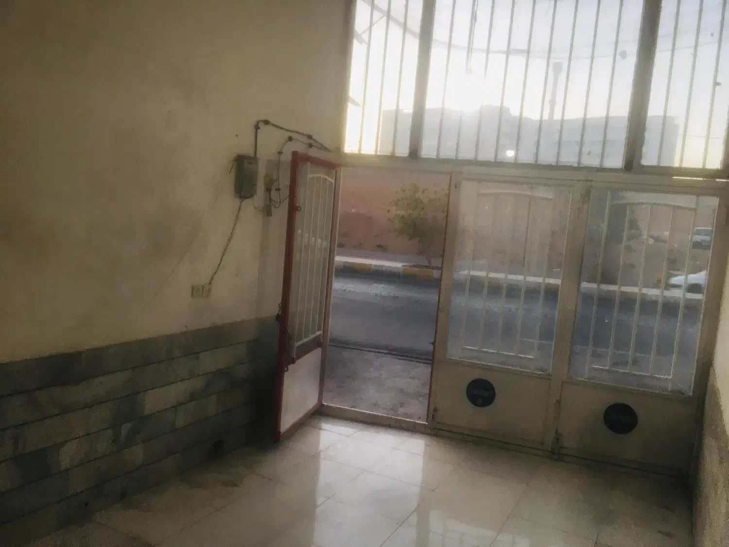 مغازه تجاری حاشیه رجایی|اجارهٔ مغازه و غرفه|بیرجند, |دیوار