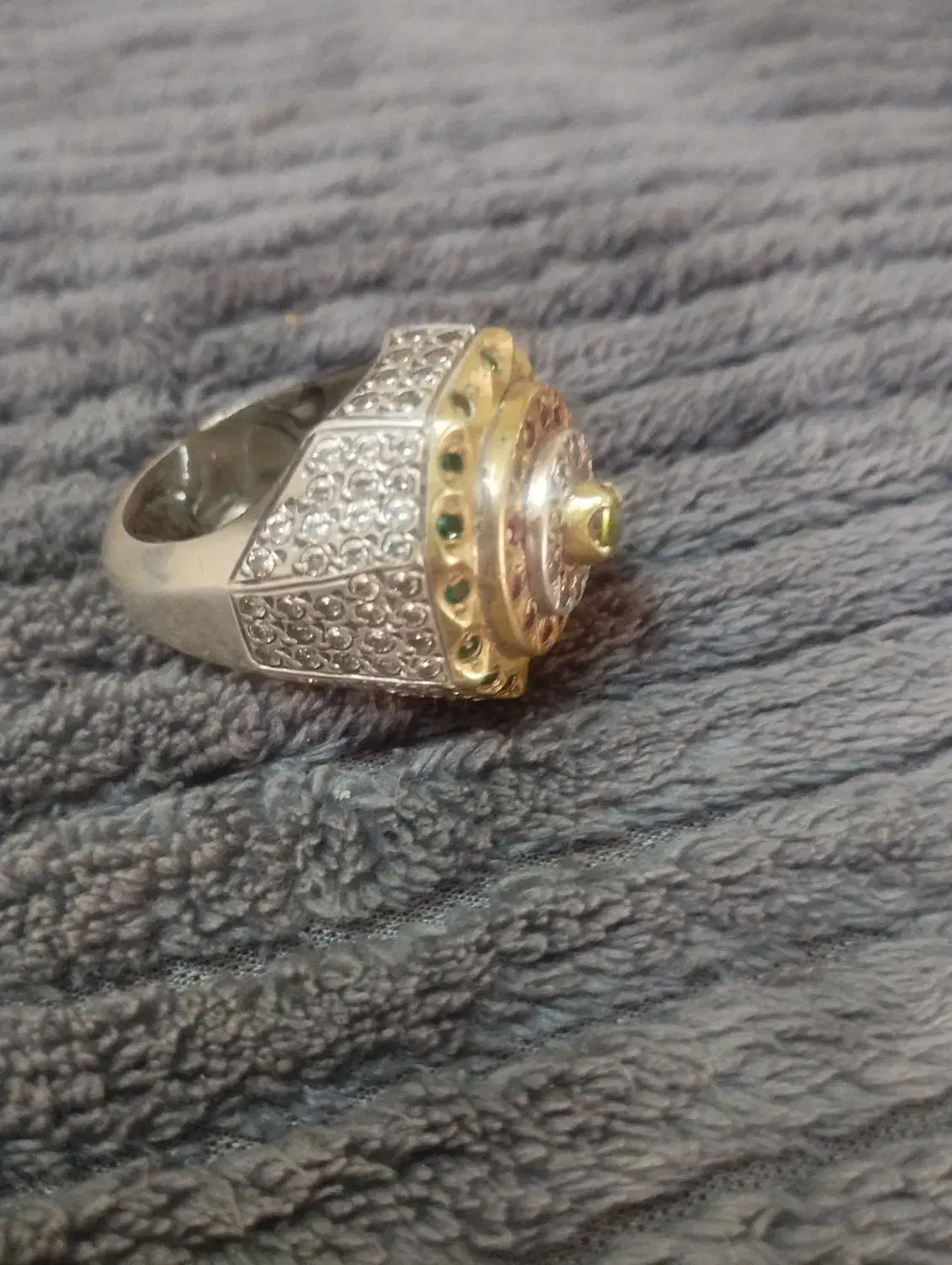 جواهری|جواهرات|ورامین, ورامین|دیوار