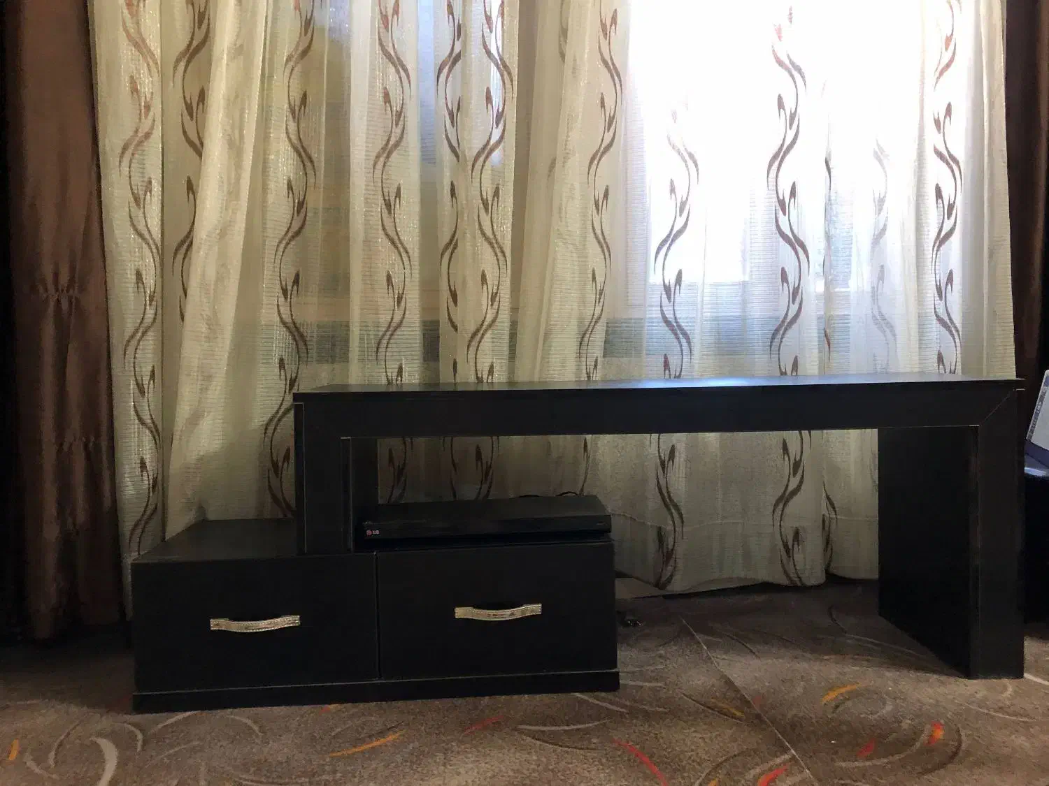 میز تلویزیون مشکی کاملا نو|میز تلویزیون|کرمانشاه, |دیوار