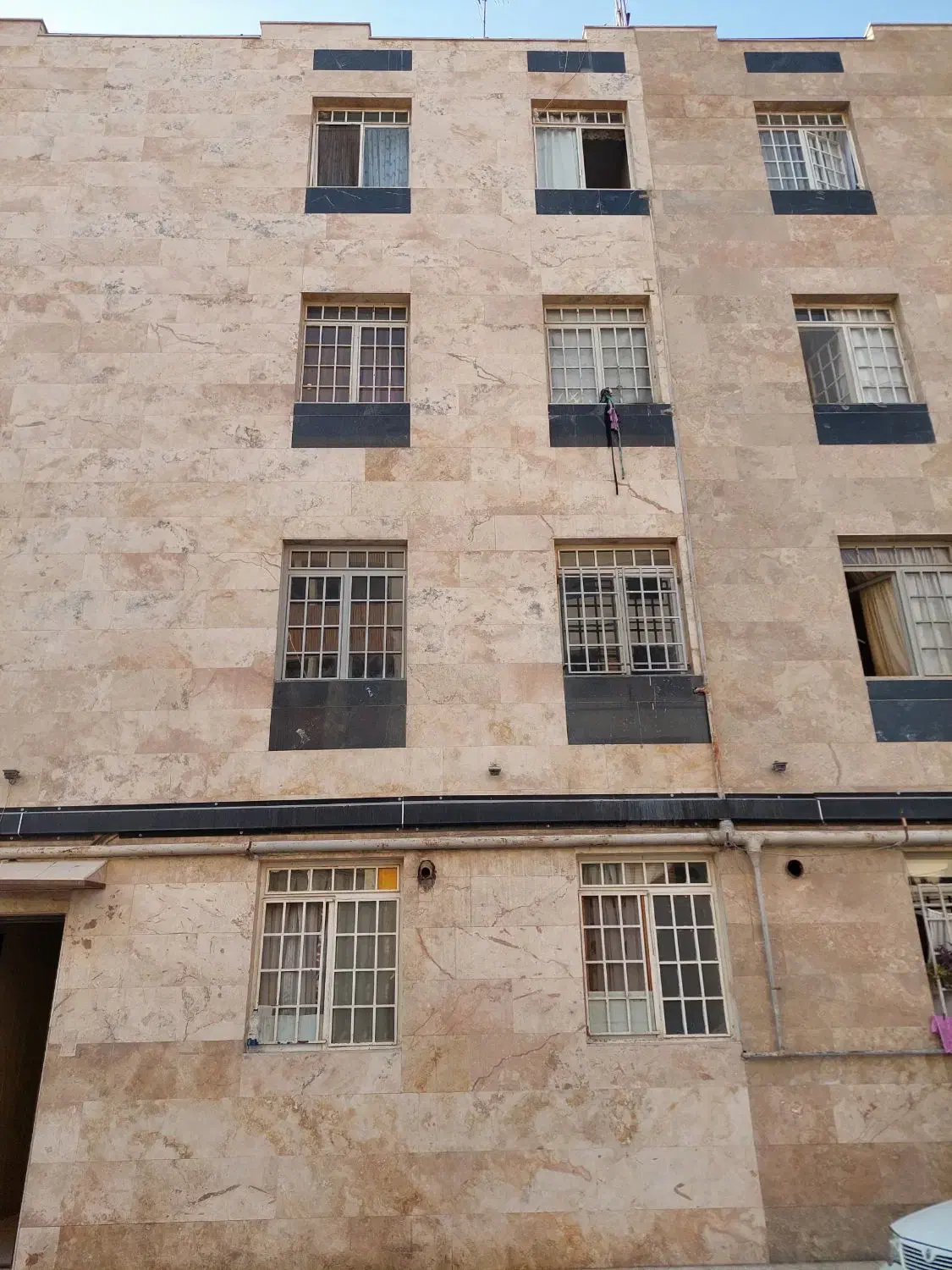 آپارتمان ۵۷ متری بازسازی شده املاکی تمام نگیره|فروش آپارتمان|تهران, زهتابی|دیوار