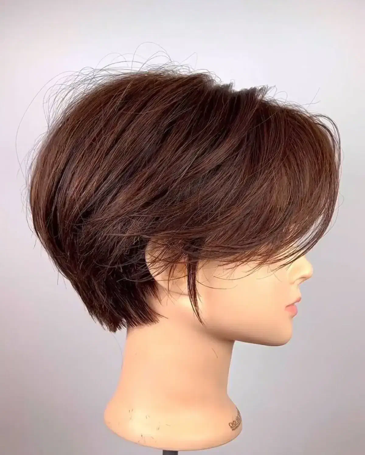 کوتاهی مو و موخوره گیری مو به سبک روسی کاشت ناخن|خدمات آرایشگری و زیبایی|آمل, |دیوار