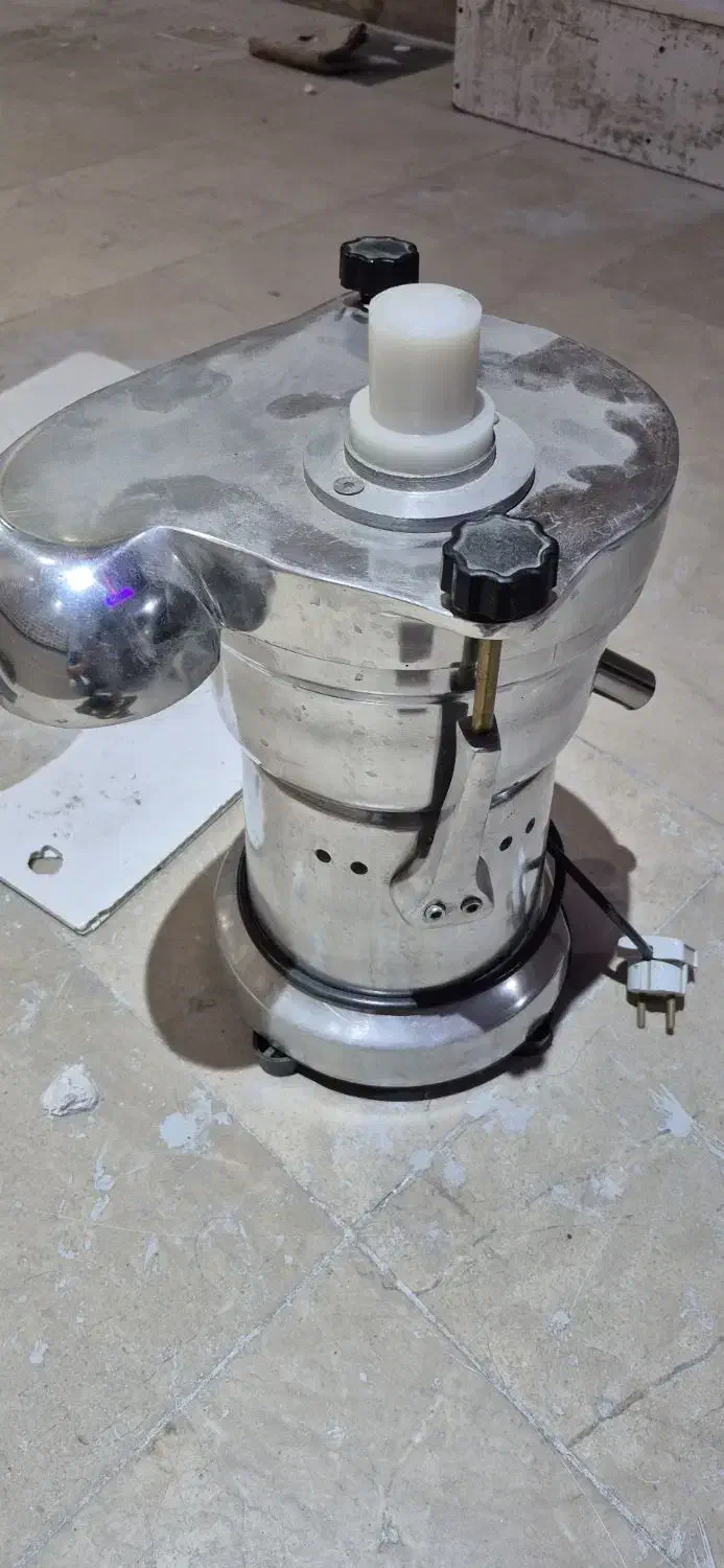 آب هویج گیری آب مرکبات گیری|آبمیوه‌گیر و آب‌مرکبات‌گیر|تهران, مسعودیه|دیوار