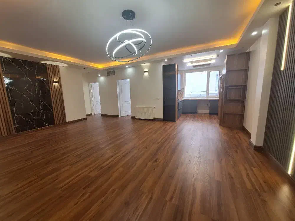 ۱۰۵ متر سه خواب شیک و خوش نقشه فول امکانات