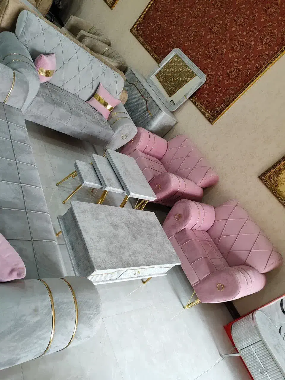 تعویض مبل نو با کهنه|مبلمان خانگی و میز عسلی|قم, قلعه کامکار|دیوار