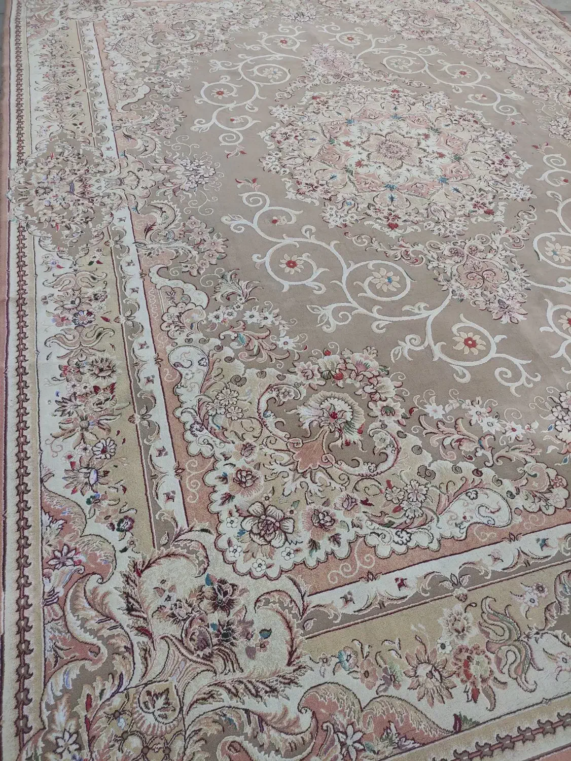 فرش|فرش|قم, زند آباد|دیوار