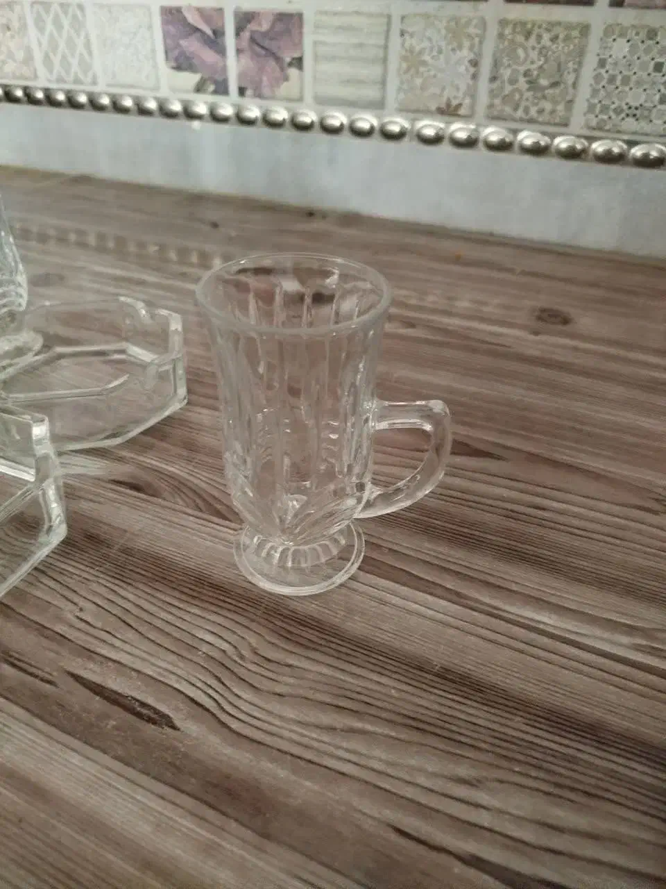 ۱۱تادونه استکان کمرباریک فرانسوی استفاده شده|ظروف سرو و پذیرایی|میبد, |دیوار