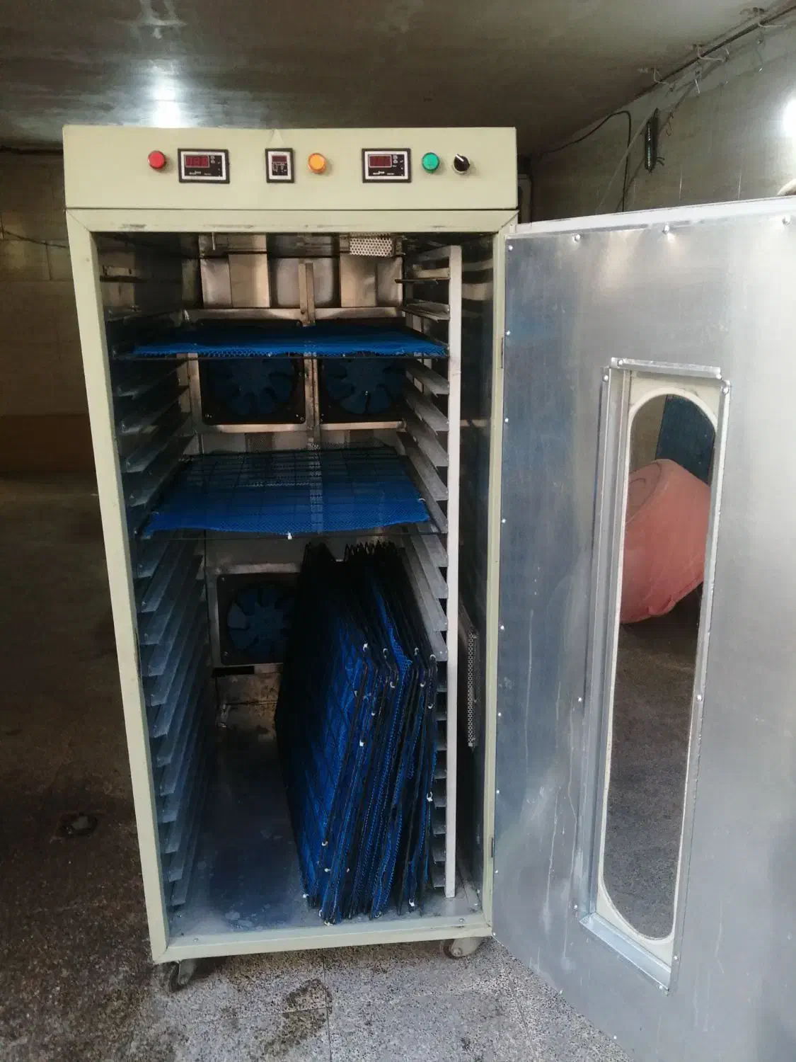 دستگاه سبزی و میوه خشک کن|ماشین‌آلات صنعتی|ری, حمزه‌آباد|دیوار