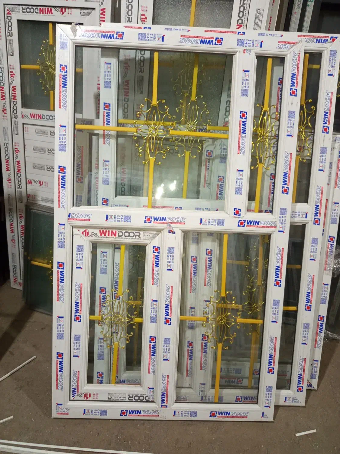 انواع در وپنجره پی ویسی ویو پی ویسی درجه یک|مصالح و تجهیزات ساختمان|بهارستان, |دیوار