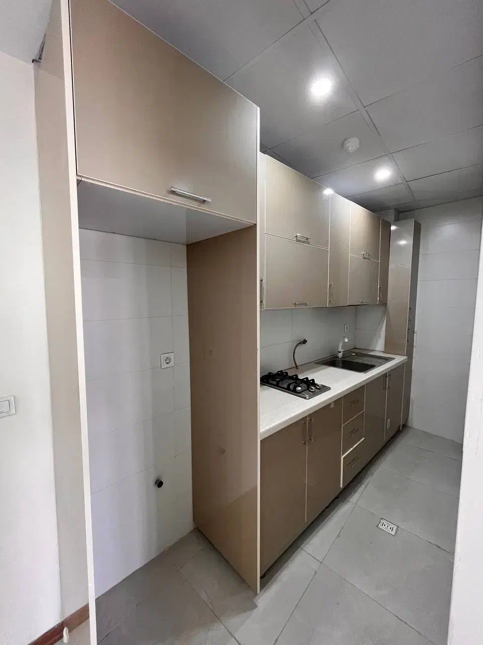 واحد 72 متری بلوار وسط|فروش آپارتمان|قزوین, |دیوار