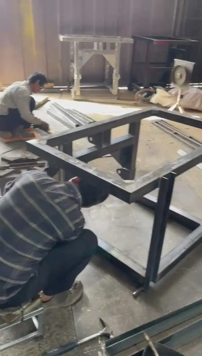 نیازمند جوشکار|استخدام صنعتی، فنی، مهندسی|آق قلا, |دیوار