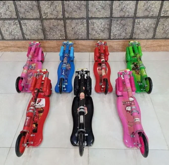 اسکوتر کودک ۳ چرخ ژله ای بدنه فلزی|دوچرخه، اسکیت، اسکوتر|اهواز, فاز ۲ پادادشهر|دیوار