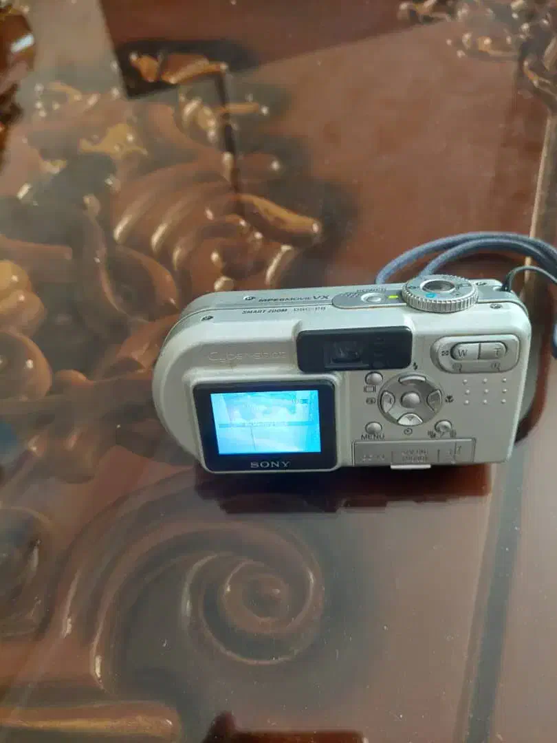 دوربین عکاسی سونی p8|دوربین عکاسی و فیلمبرداری|کرمان, |دیوار