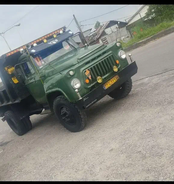 شن وماسه تخلیه پای زمین  تنی ۷۰۰|خدمات حمل و نقل|رشت, گلسار|دیوار