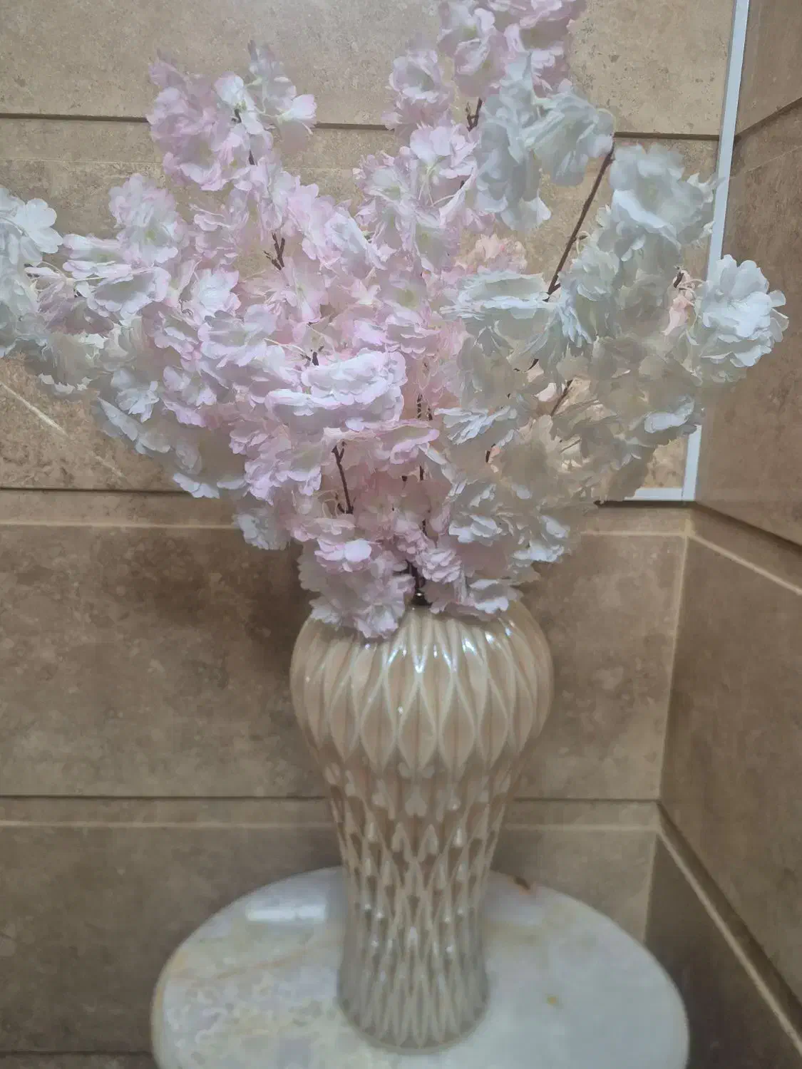 گل و گلدان|گل مصنوعی|بروجرد, |دیوار