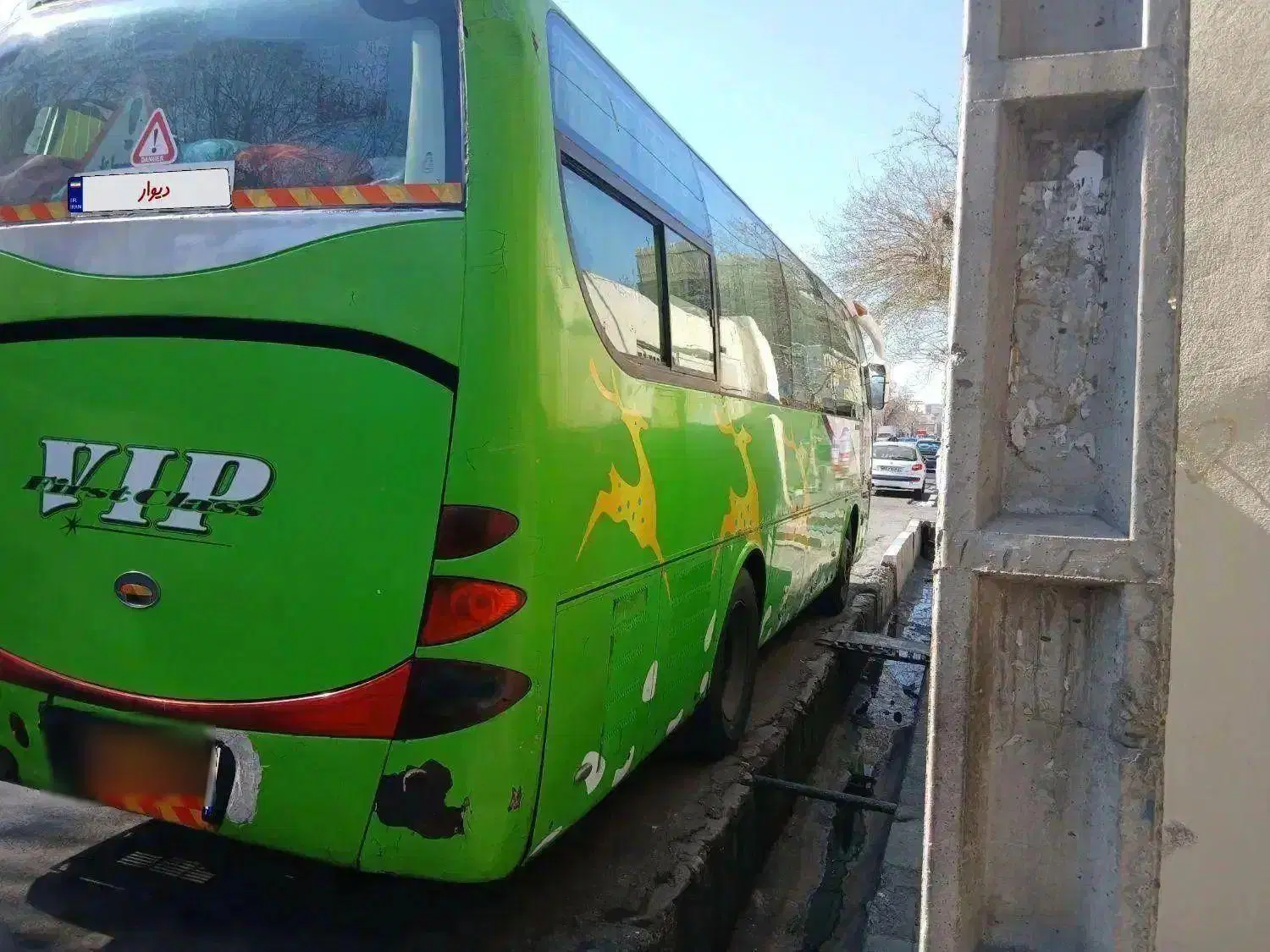 فروش میدل باس یوتانگ شش سیلندرمدل ۲۰۰۶ رنگ فابریک|خودرو سنگین|تهران, نظامآباد|دیوار