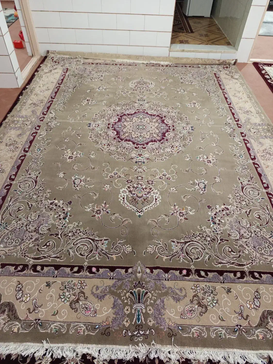 12متری گردویی جفت|فرش|خمین, |دیوار