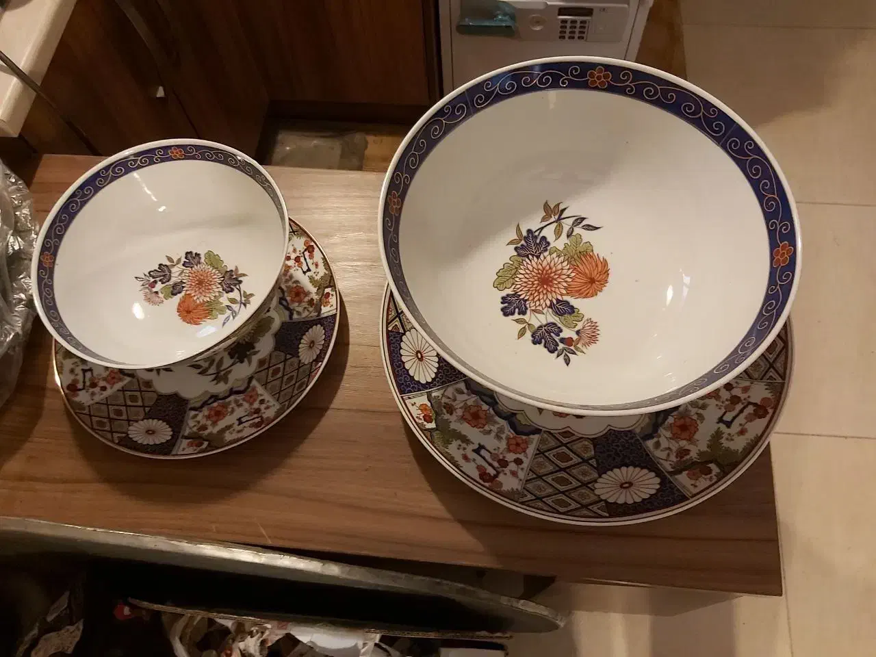 کاسه بشقاب مرغی قدیمی|کلکسیون اشیاء عتیقه|اصفهان, باغ زرشک|دیوار