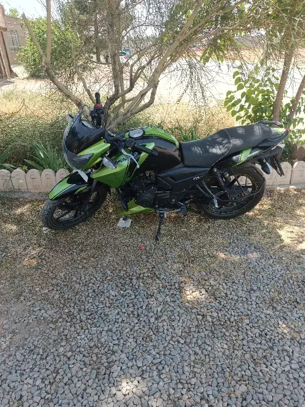 موتور آپاچی در حد صفر|موتورسیکلت|نیشابور, شهید جعفری|دیوار