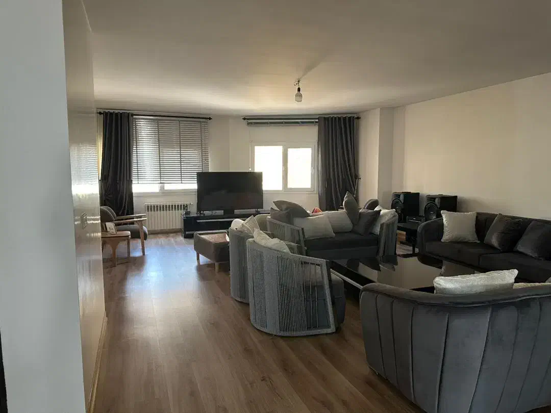 زعفرانیه ۱۵۰ متر دو خوابه