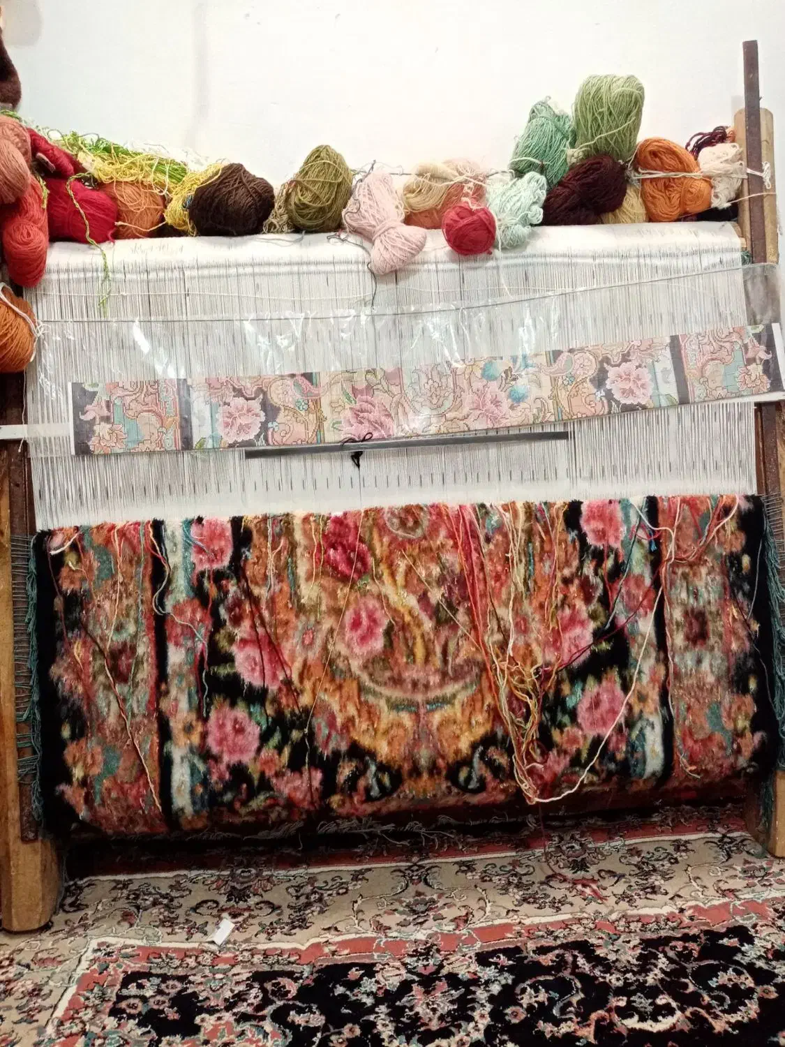 فرش دستباف زرنیم نقشه سالاری چله پشم|فرش|تبریز, |دیوار