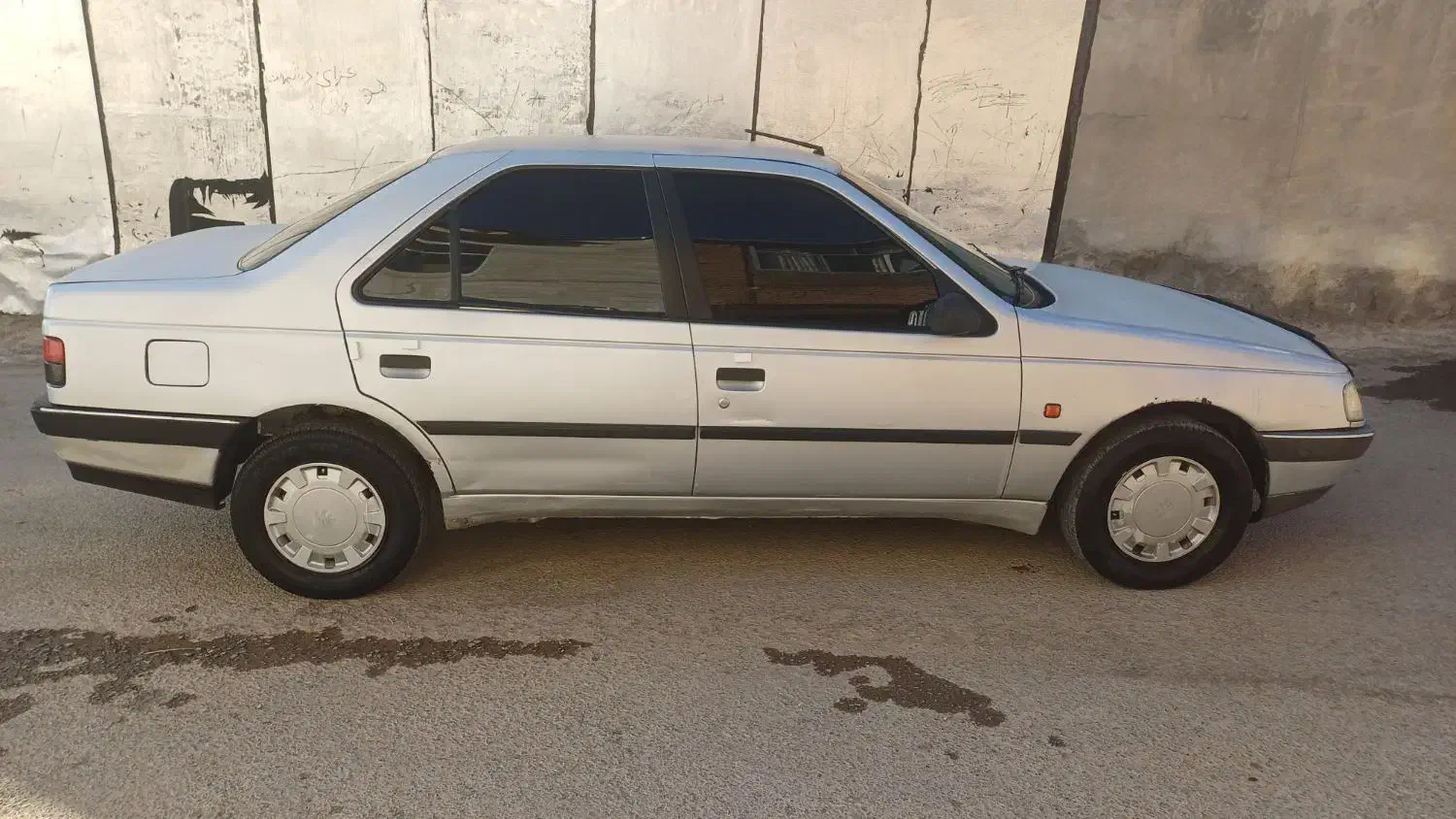 پژو  ۴۰۵|خودرو سواری و وانت|جونقان, |دیوار