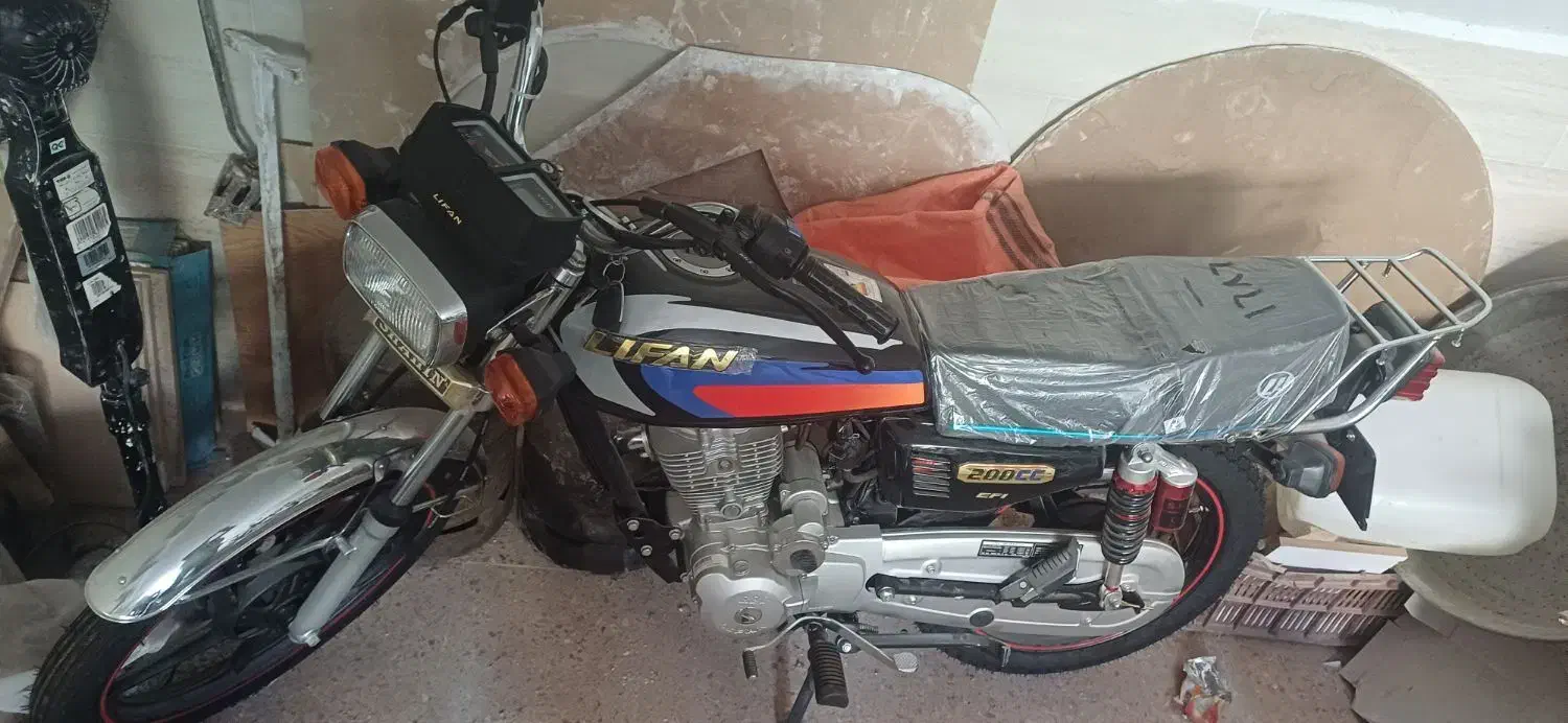 فروش فوری موتور هندا ۲۰۰|موتورسیکلت|مهریز, |دیوار