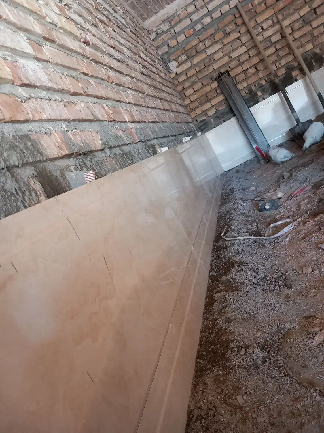 کاشی کاری و سرامیک کف بدنه|خدمات پیشه و مهارت|زهک, |دیوار