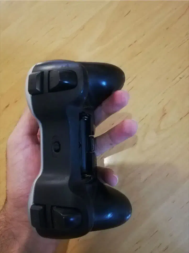 یک دسته بازی اصل Logitech|کنسول، بازی ویدئویی و آنلاین|تهران, یافت آباد جنوبی|دیوار