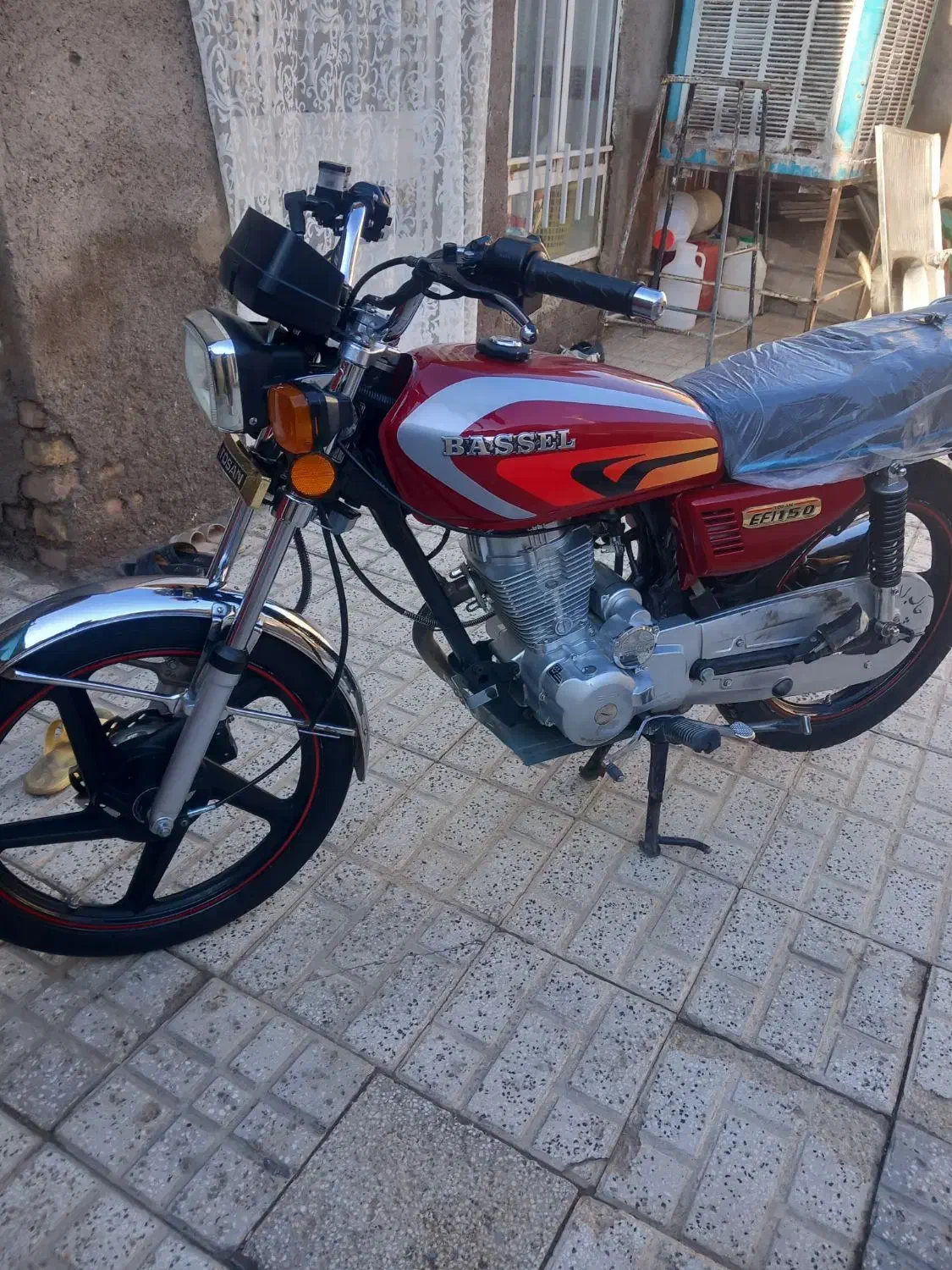 موتور باسل ۴۰۲|موتورسیکلت|نیشابور, ناسیونال|دیوار