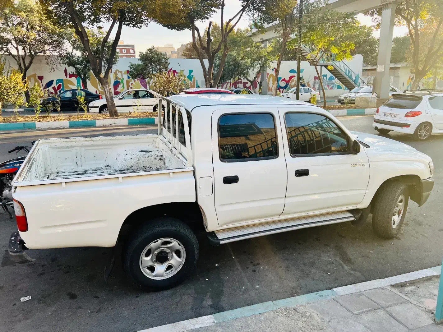 تویوتا هایلوکس ۲۰۰۱|خودرو سواری و وانت|تهران, شهران شمالی|دیوار