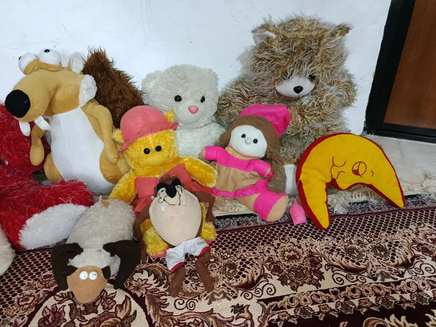 عروسک|اسباب‌‌بازی|لنگرود, |دیوار