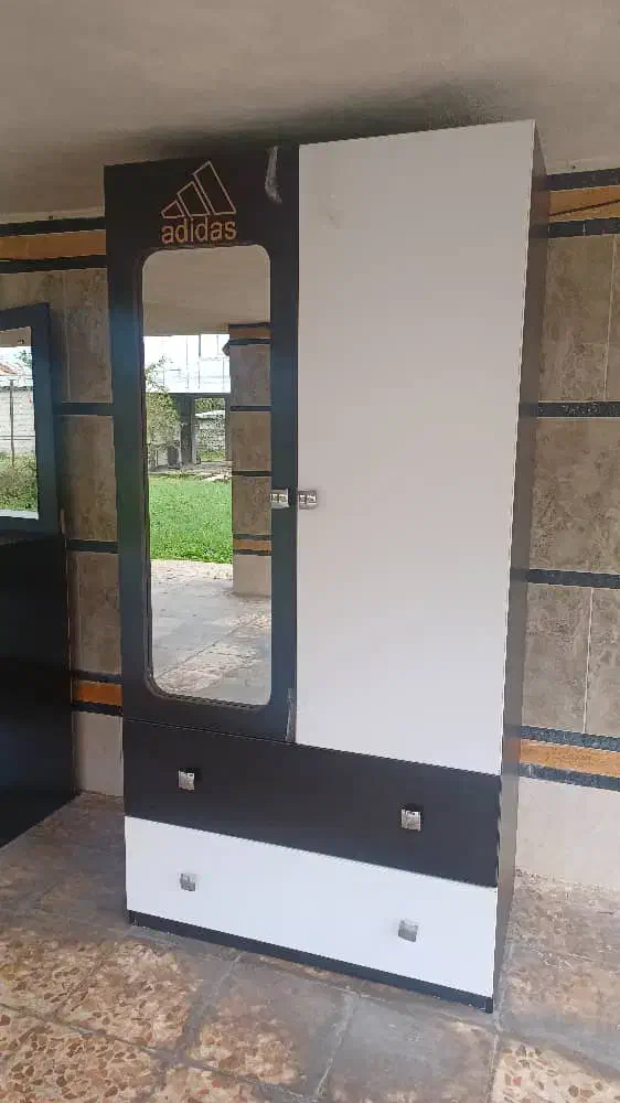 فروشی در حد نو|تخت و سرویس خواب|اسالم, |دیوار