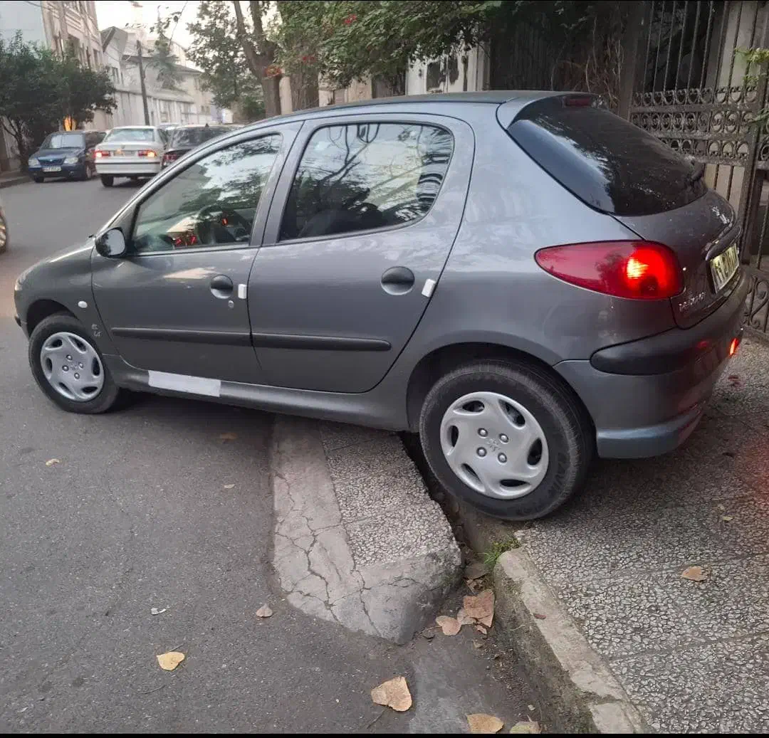 فروش فوری 206 هاچ بک تیپ 2 مدل 1400 موتور TU3|خودرو سواری و وانت|رشت, منظریه|دیوار