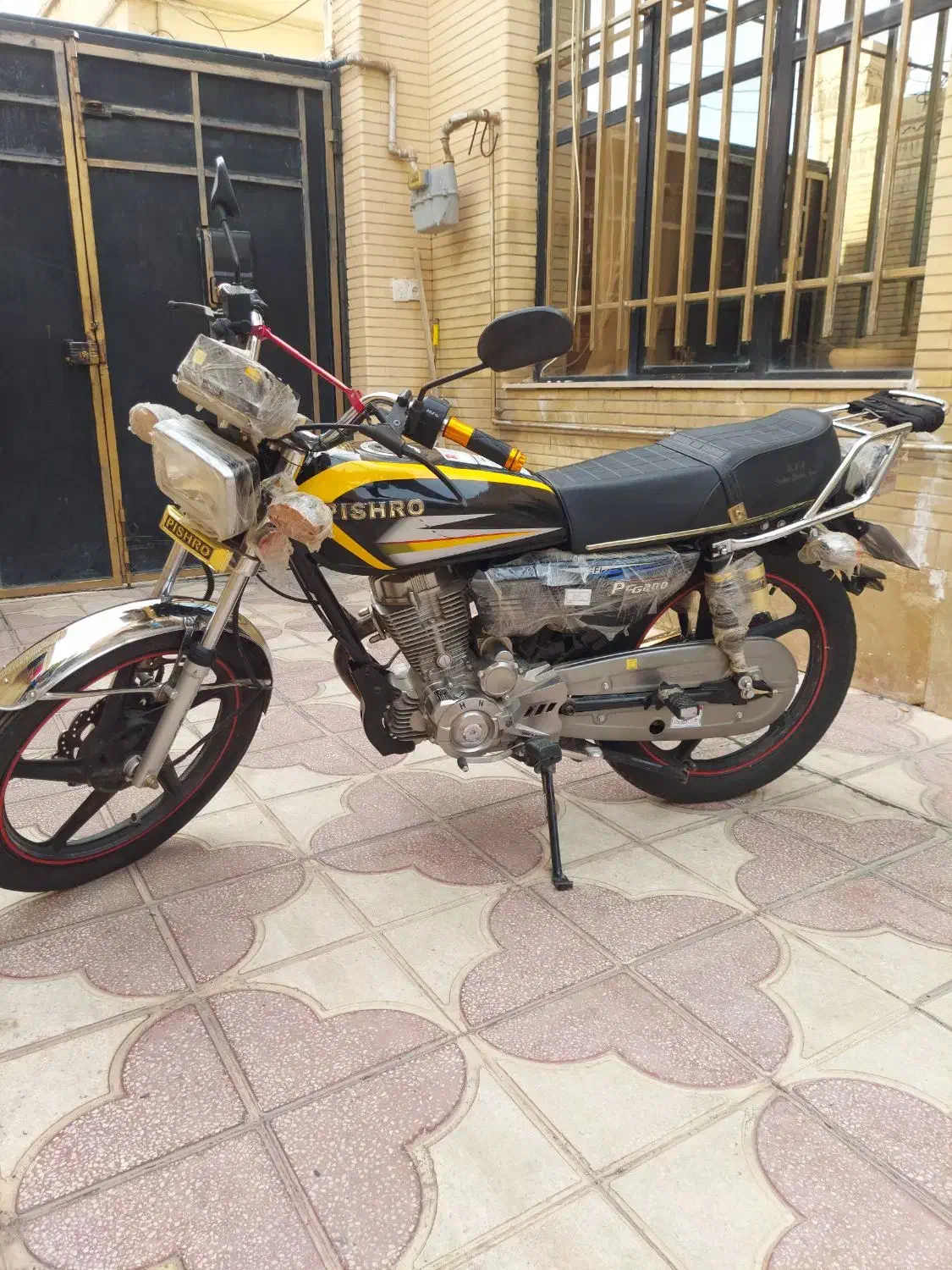 موتور سیکلت ۲۰۰ پیشرو مدل ۱۴۰۳|موتورسیکلت|شیراز, شهرک قمشه|دیوار