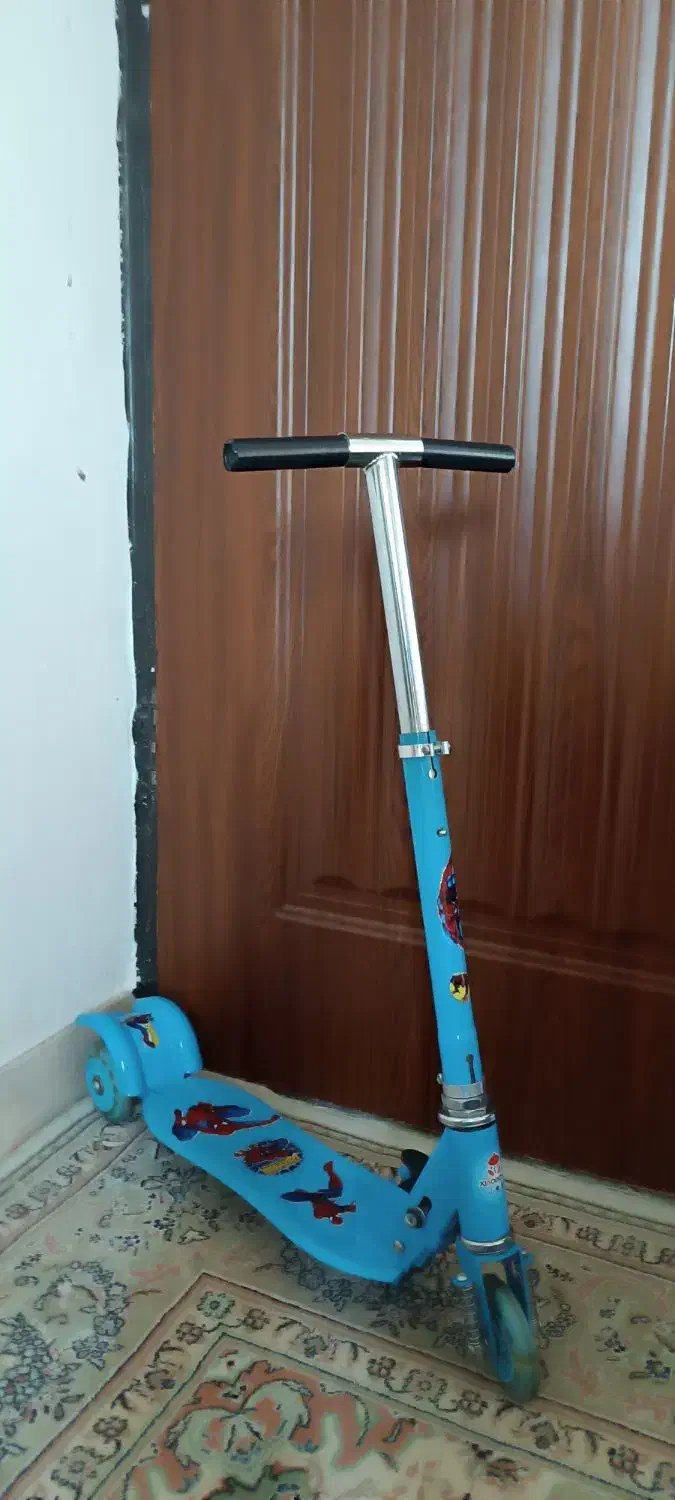 اسکوتر بچه گانه کاملا سالم قیمت استثنایی|دوچرخه، اسکیت، اسکوتر|ورامین, ورامین|دیوار