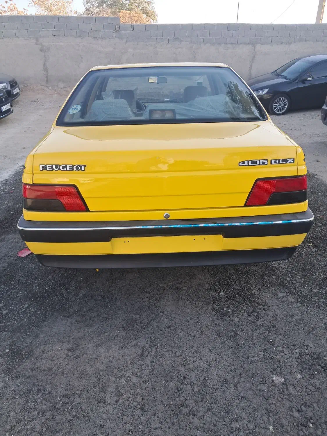 معاوضه وانت پرایدتاکسی سمندبرون شهری دوگانه صفر405|خودرو سواری و وانت|تهران, اکباتان|دیوار