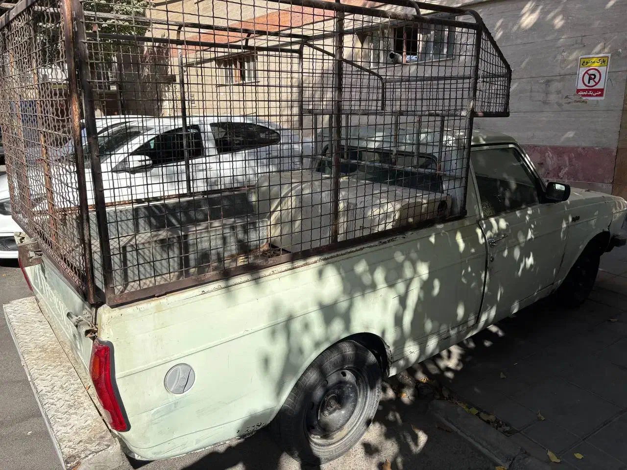 وانت مدل ۹۰ بیرنگ|خودرو سواری و وانت|تهران, مقدم|دیوار