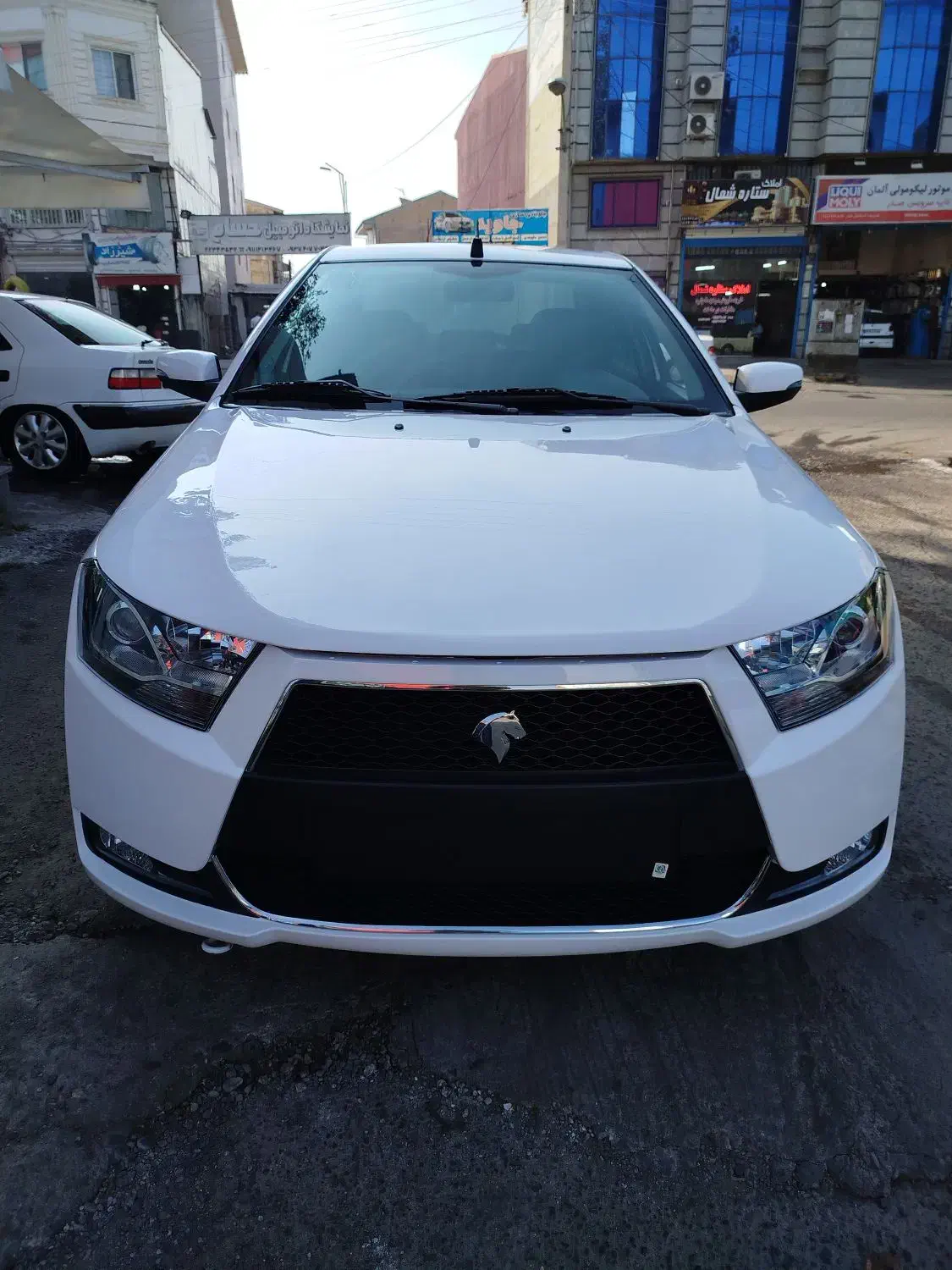 خدمات پولیش و سرامیک خودرو با ضمانت|خدمات موتور و ماشین|لاهیجان, طالقانی|دیوار