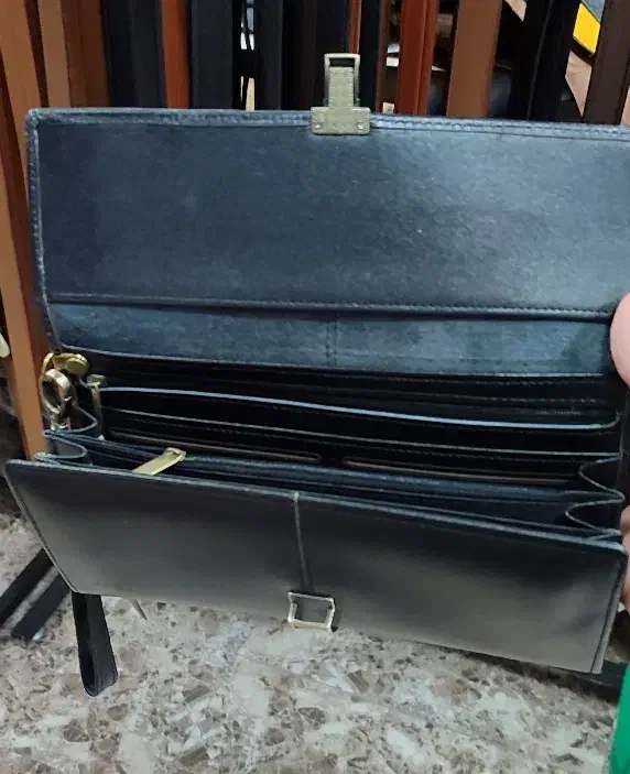 تخفیف ویژه به مناسبت روز مادر|کیف، کفش، کمربند|زنجان, |دیوار