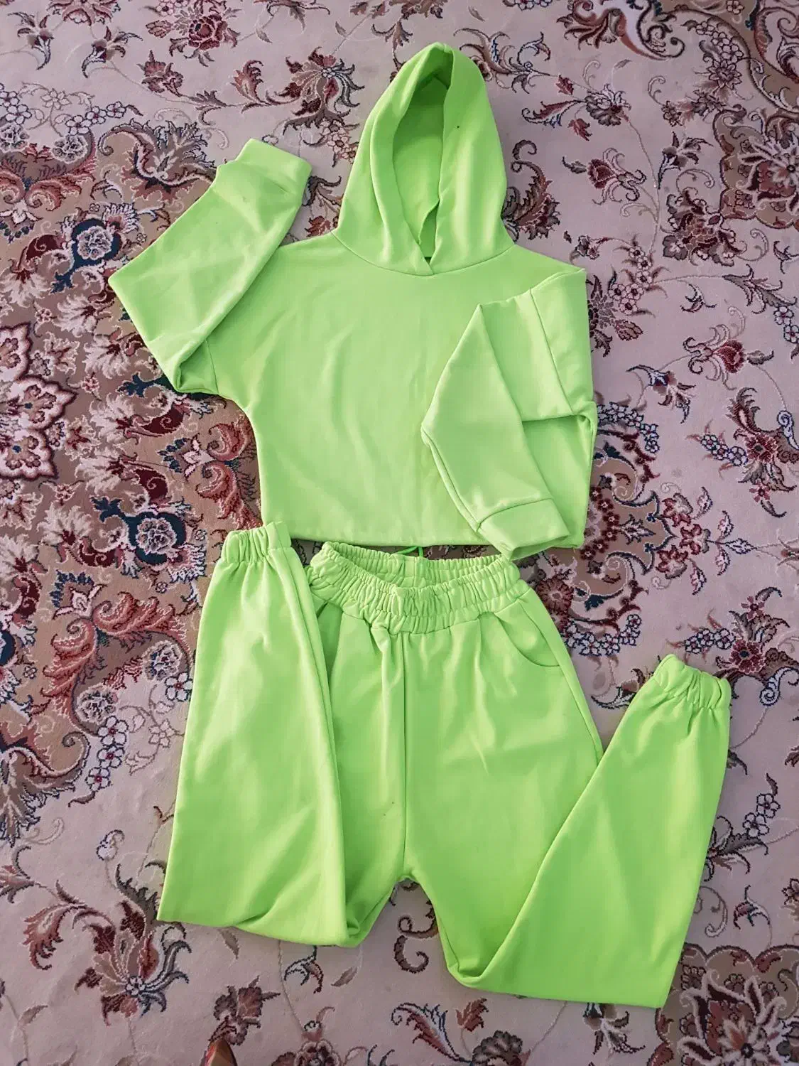 تعدادی لباس درحدنو خیلی شیک وجدید|لباس|سبزوار, جوادیه شرقی|دیوار