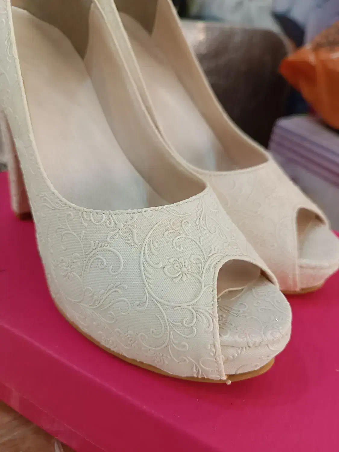 فروش فوری کفش پاشنه بلند|کیف، کفش، کمربند|آمل, |دیوار