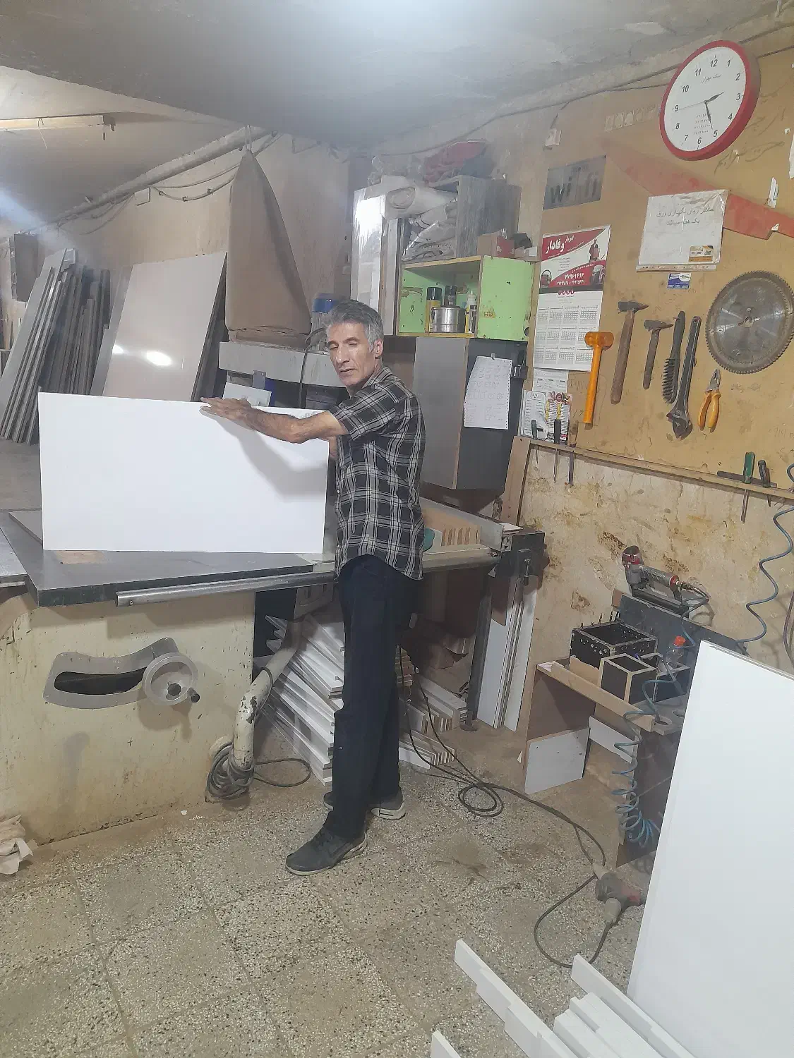 تعمیر کابینت و کمد با ۳۲سال تجربه سراسر تهران|خدمات پیشه و مهارت|تهران, تهرانپارس غربی|دیوار