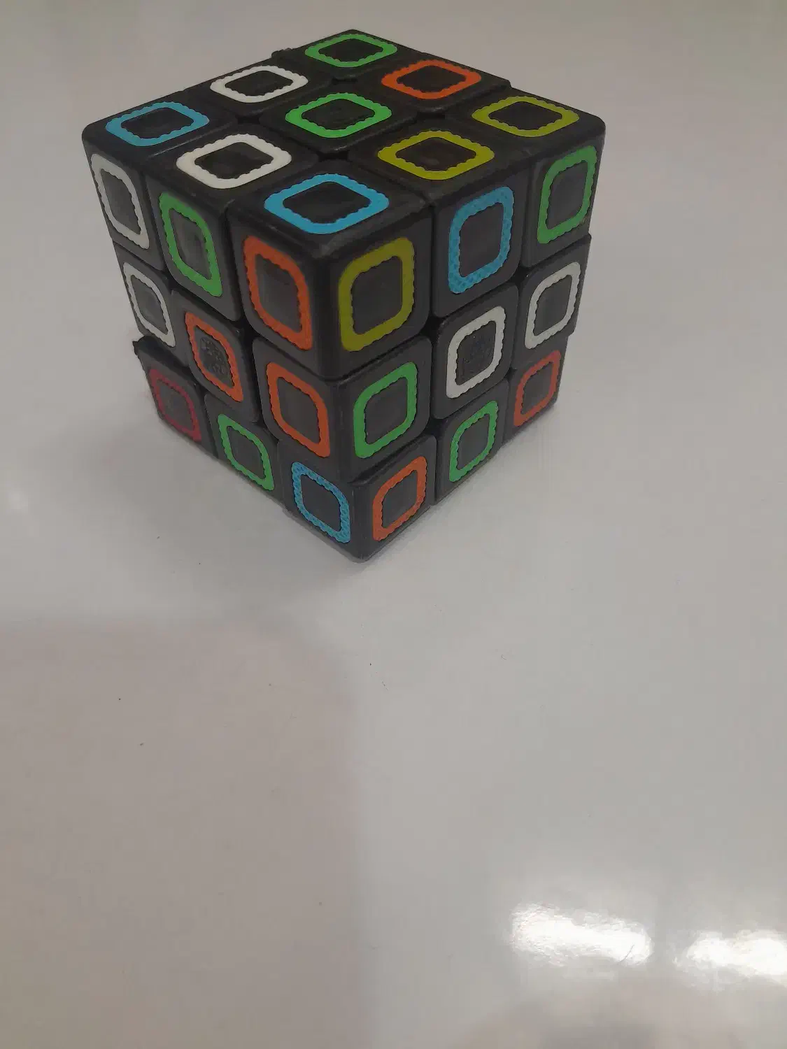 روبیک|اسباب‌‌بازی|قم, باغ شازده|دیوار