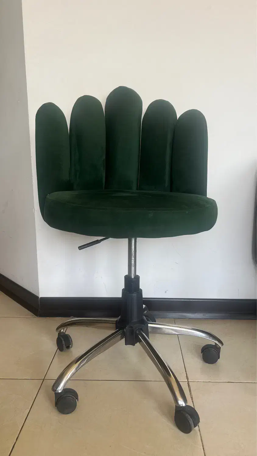 صندلی|صندلی و نیمکت|کیش, |دیوار