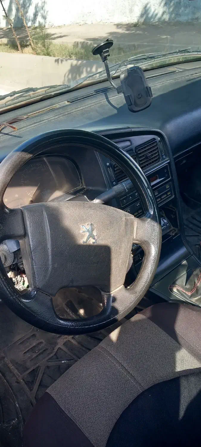 پژو ۴۰۵ جی ال ایکس عناوین مدل ۸۳|خودرو سواری و وانت|کرج, خرمدشت|دیوار