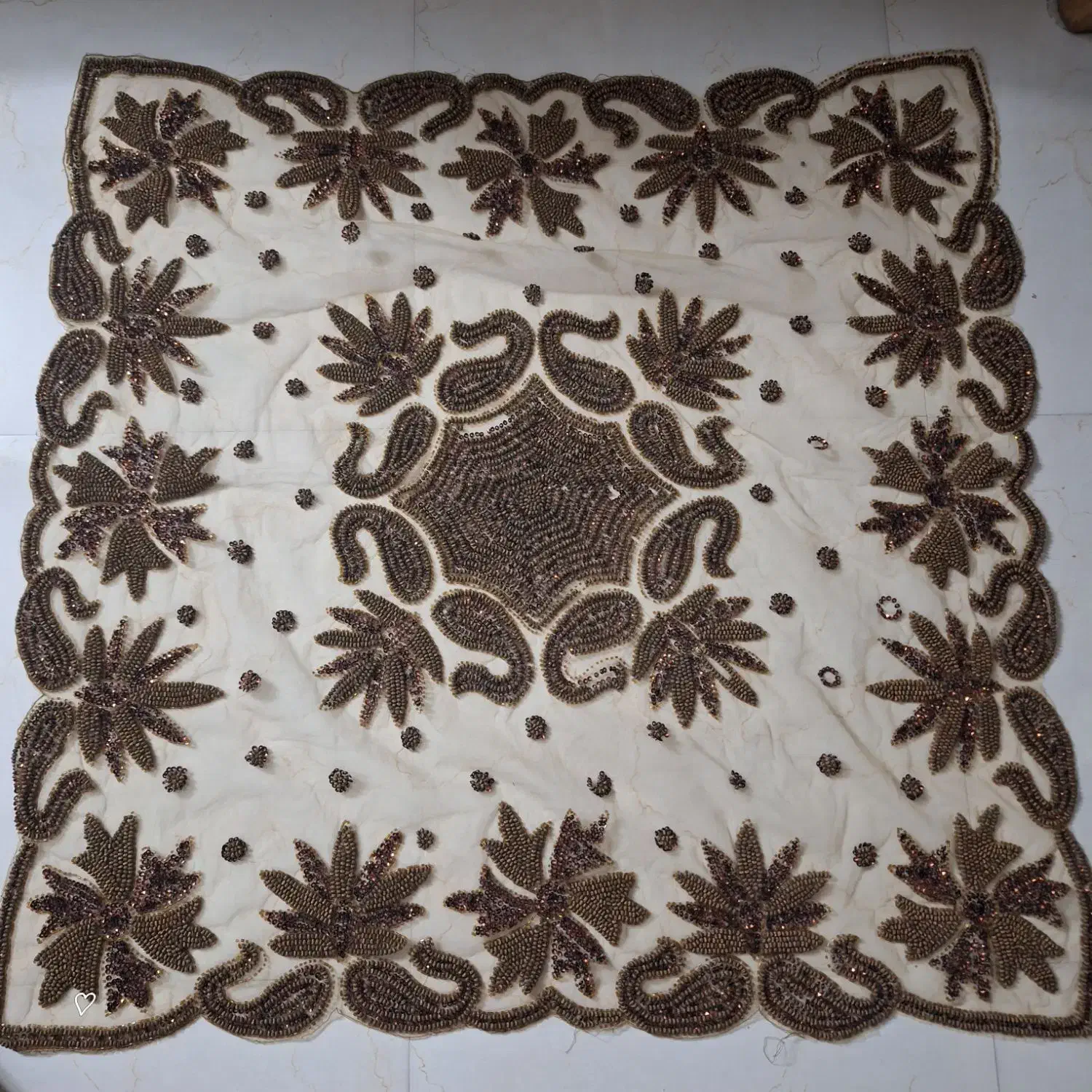 دو عدد رومیزی|پرده، رانر، رومیزی|گلستان (تهران), |دیوار