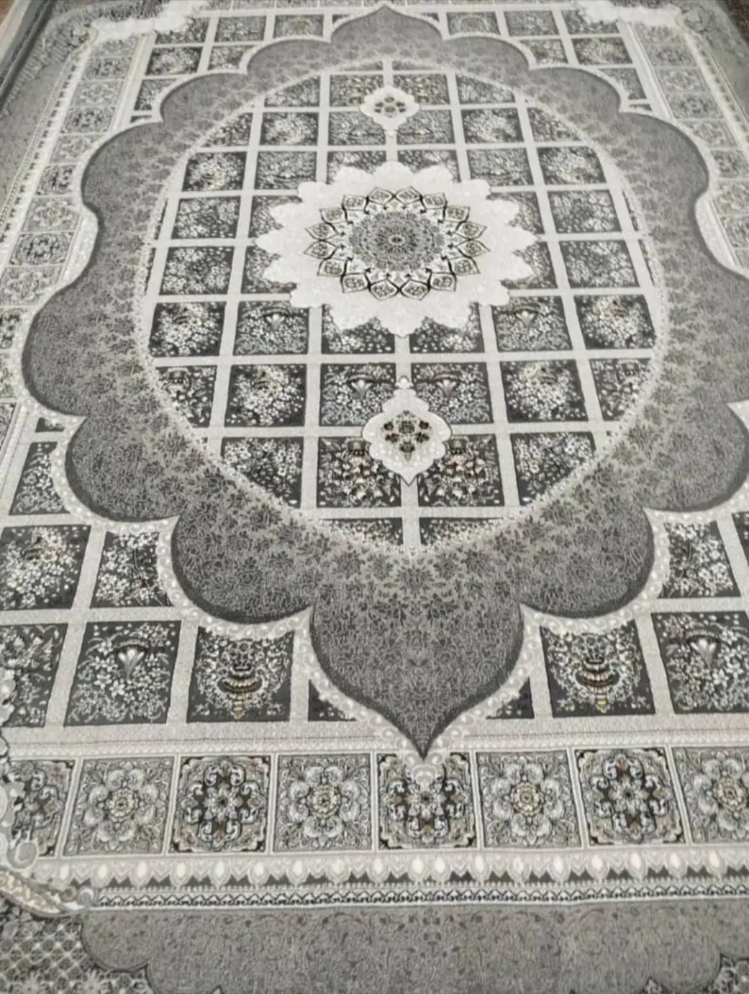 ۲۰ تخته فرش ۱۲متری ۷۰۰شانه تراکم ۲۵۵۰تمام نخ|فرش|نیشابور, ناسیونال|دیوار