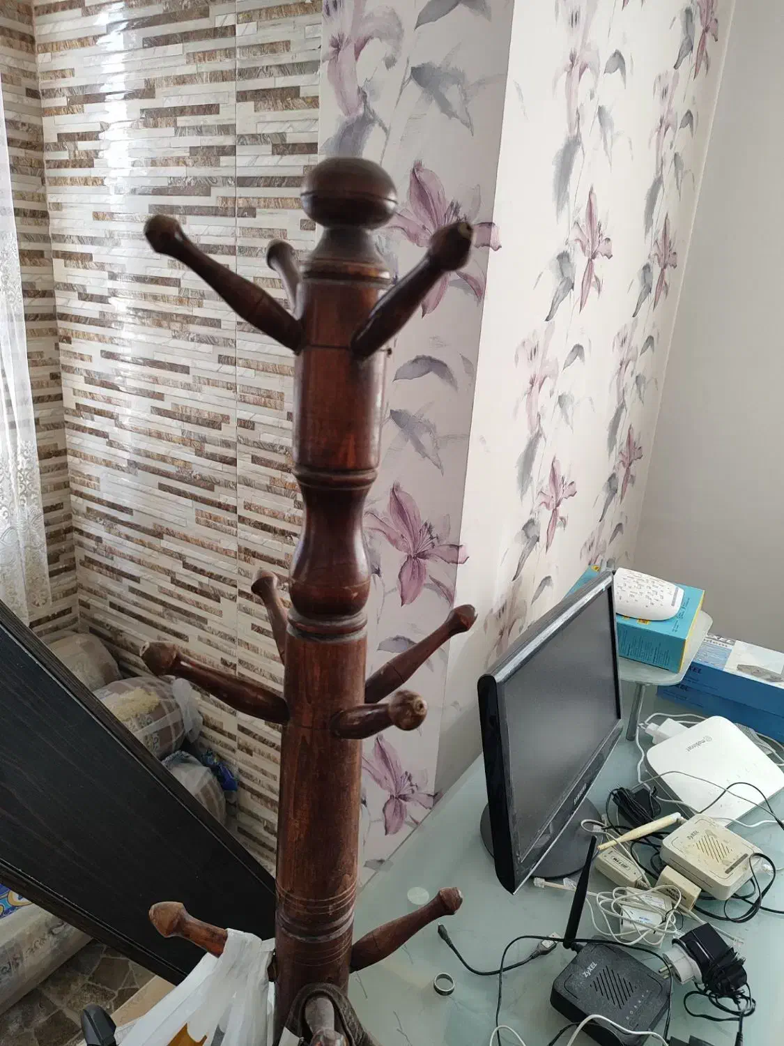 چوب لباسی|بندرخت و رختآویز|بم, |دیوار